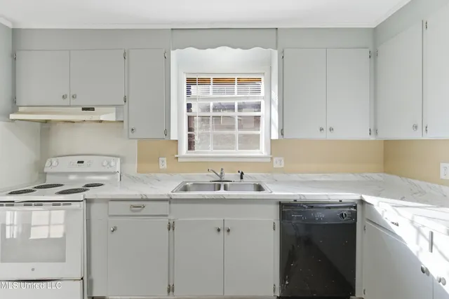 $109,000 | 1401 South 26th Avenue, Hattiesburg, MS 39402