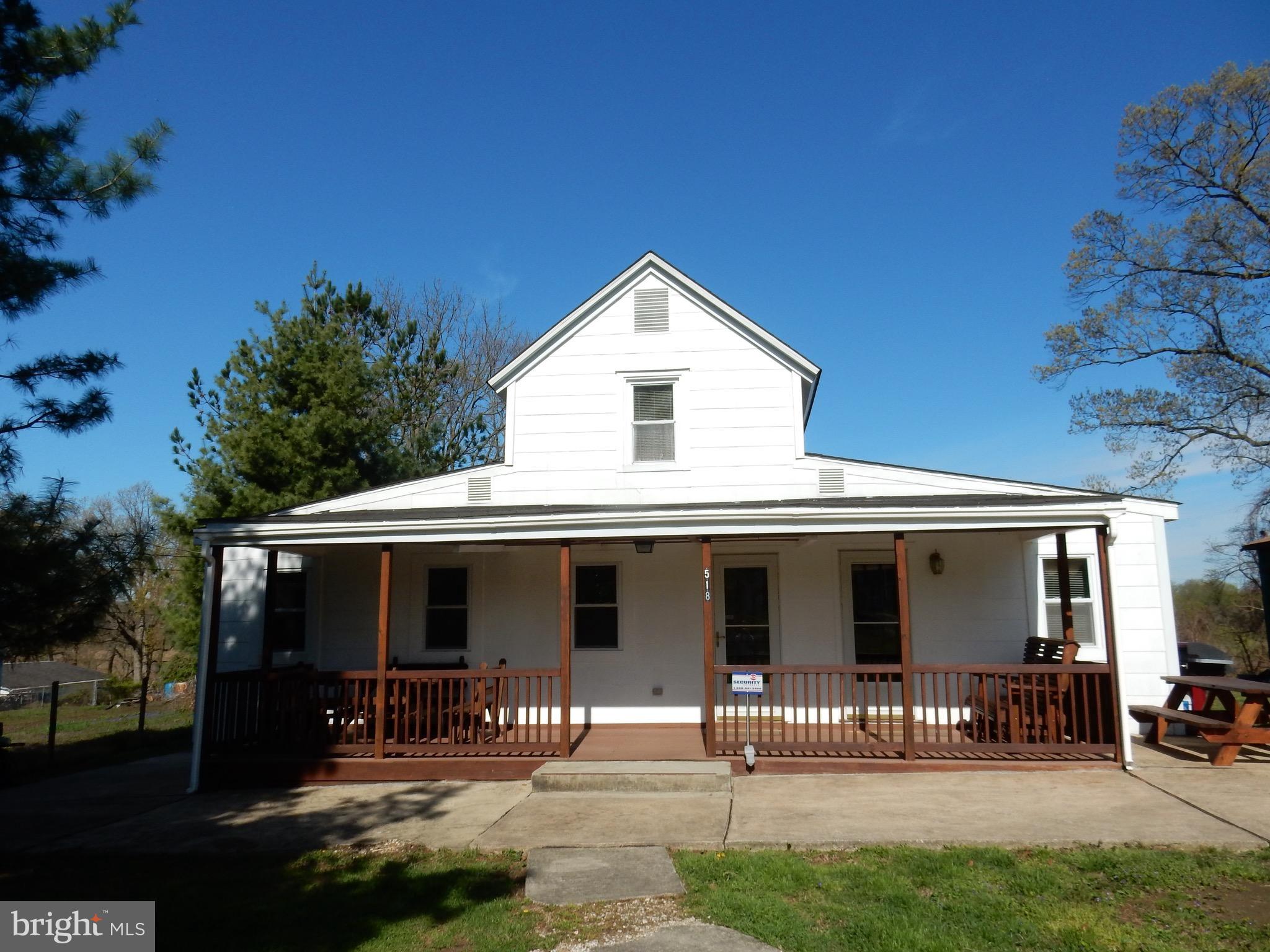 Exterior (Front)