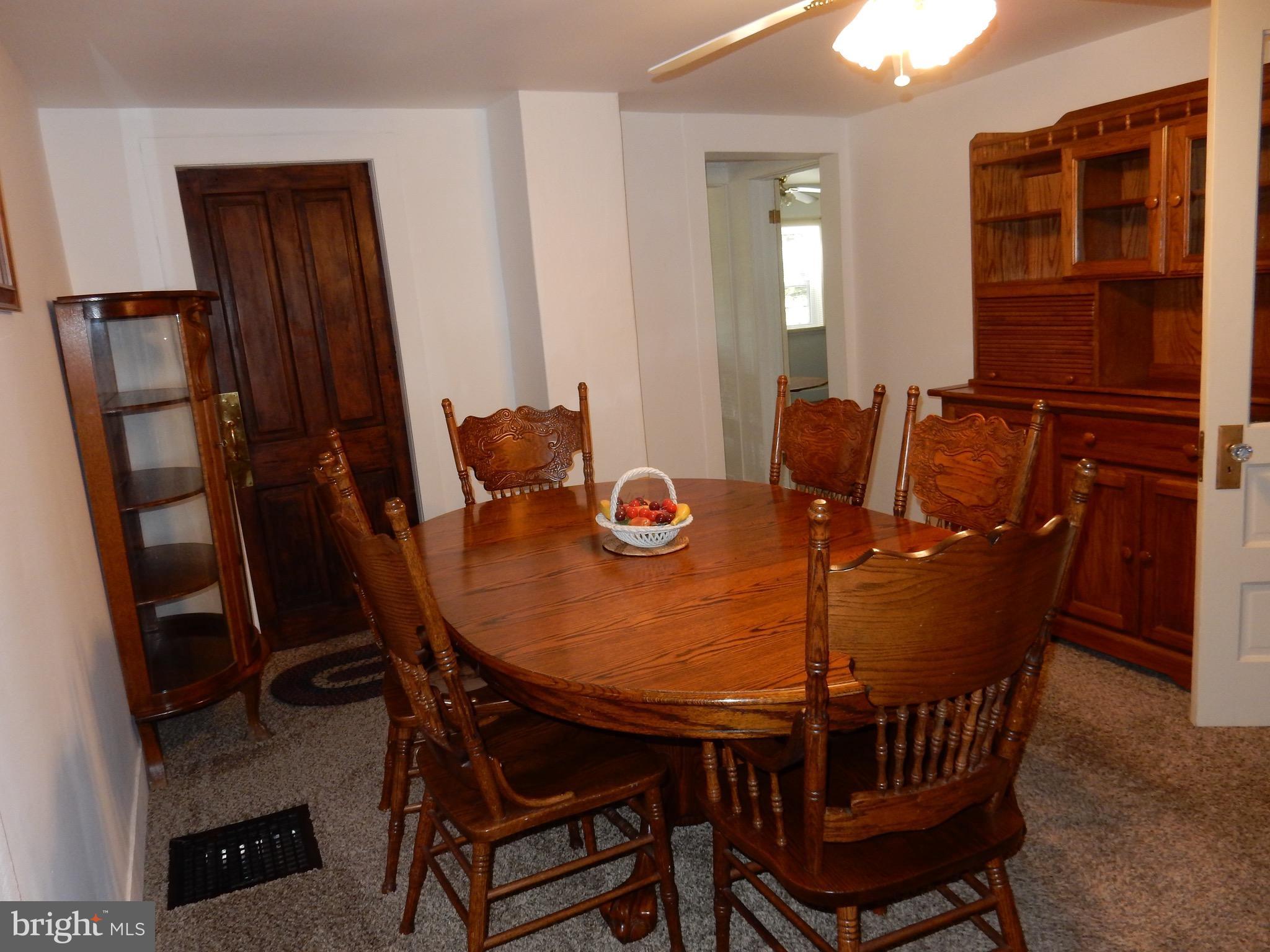 518 Riverside Road Baltimore, MD 21221 - Photo 5 of 14 Dining Room