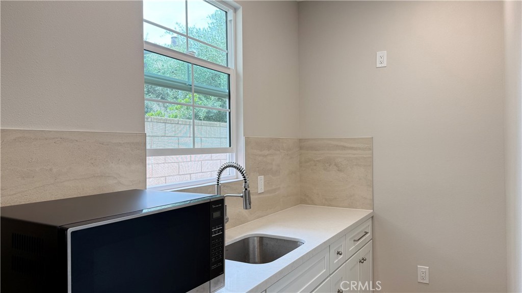 22 Rising Sun Irvine, CA 92620 - Photo 4 of 15