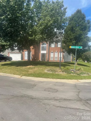 $499,000 | 2529 Waters Vista Circle, Charlotte, NC 28213