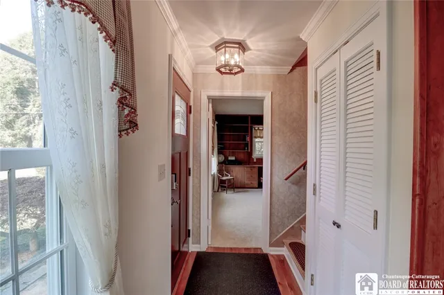 $425,000 | 8 Ivy Lane, Busti, NY 14750