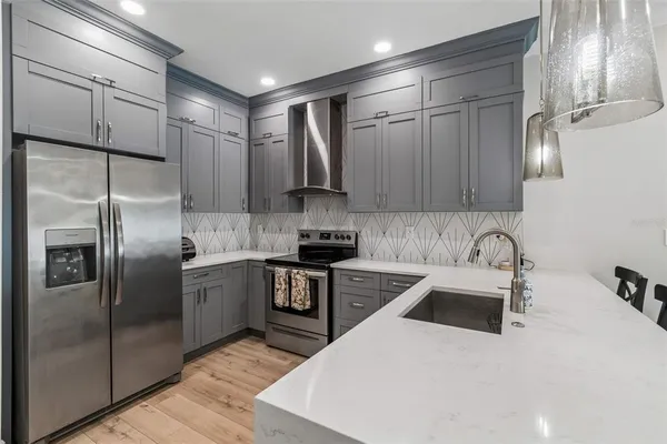 $560,000 | 1901 West Cluster Avenue, Tampa, FL 33604