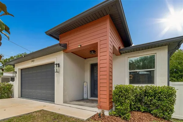 $560,000 | 1901 West Cluster Avenue, Tampa, FL 33604