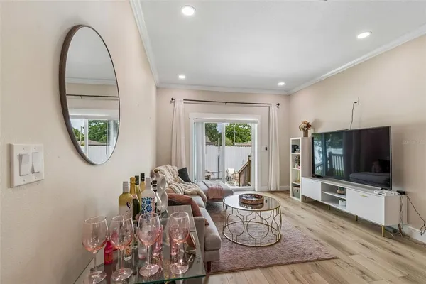 $560,000 | 1901 West Cluster Avenue, Tampa, FL 33604