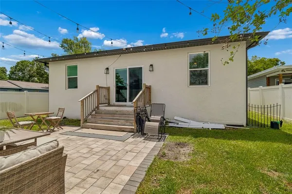 $560,000 | 1901 West Cluster Avenue, Tampa, FL 33604