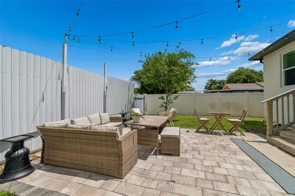 $560,000 | 1901 West Cluster Avenue, Tampa, FL 33604