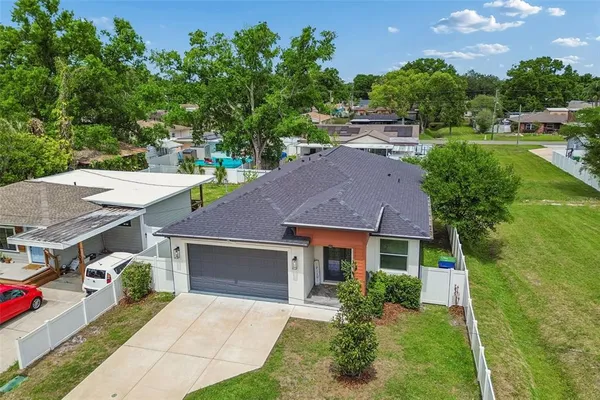 $560,000 | 1901 West Cluster Avenue, Tampa, FL 33604