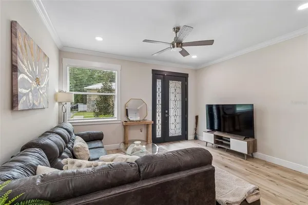 $560,000 | 1901 West Cluster Avenue, Tampa, FL 33604