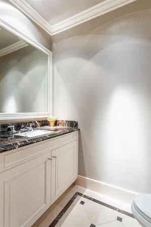 $10,000 | 2525 North Pearl Street, Unit 1105, Dallas, TX 75201