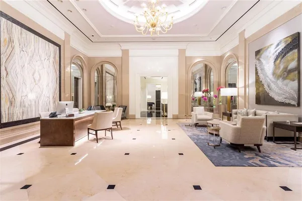 $10,000 | 2525 North Pearl Street, Unit 1105, Dallas, TX 75201