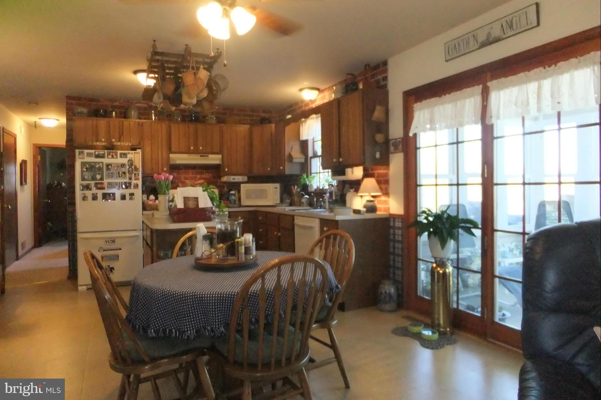 1272 Mower Road Chambersburg, PA 17202 - Photo 15 of 30 Kitchen