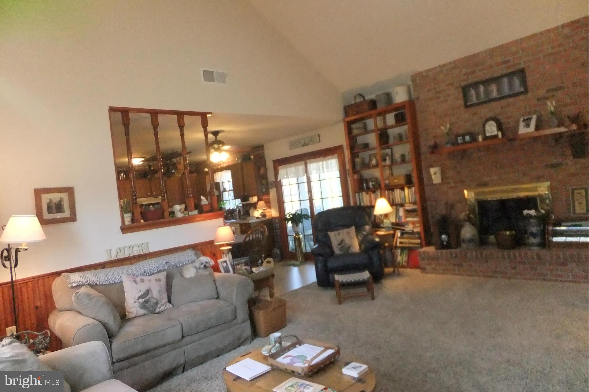 1272 Mower Road Chambersburg, PA 17202 - Photo 4 of 30 Family Room