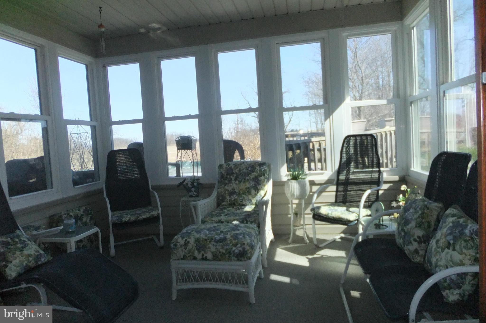 1272 Mower Road Chambersburg, PA 17202 - Photo 6 of 30 Interior (General)