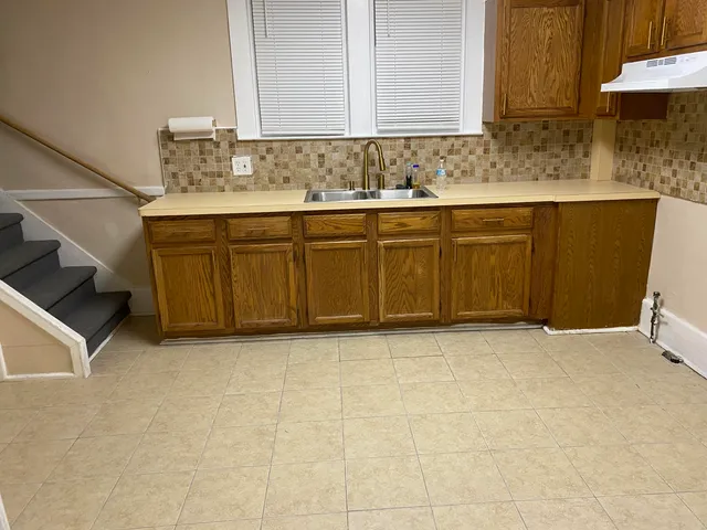 $1,200 | 36 Brighton Street, Highland Park, MI 48203