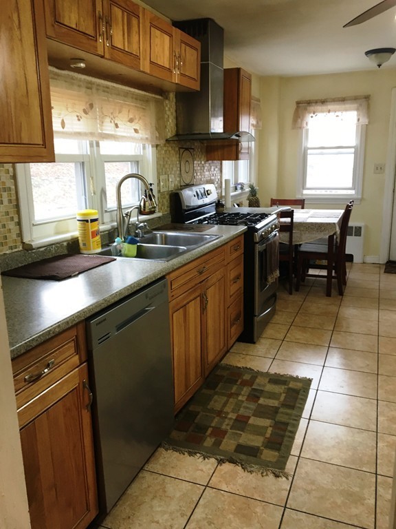 183 Walker Road Swampscott, MA 01907 - Photo 11 of 24 Gallery Image 11