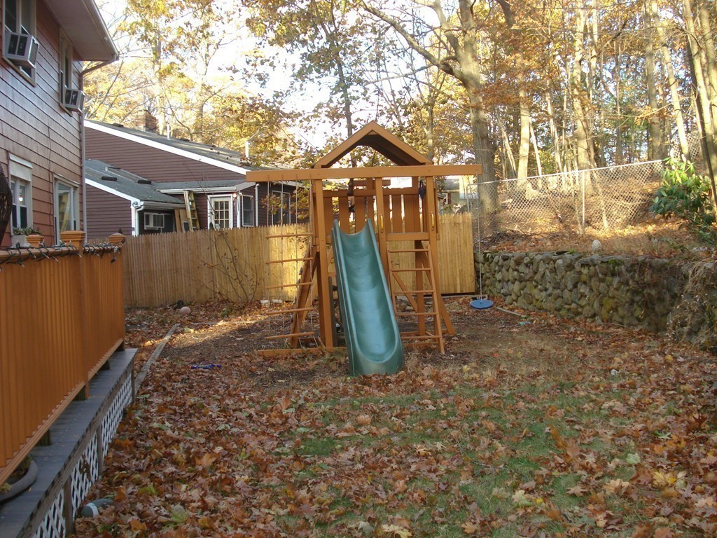 183 Walker Road Swampscott, MA 01907 - Photo 18 of 24 Gallery Image 18