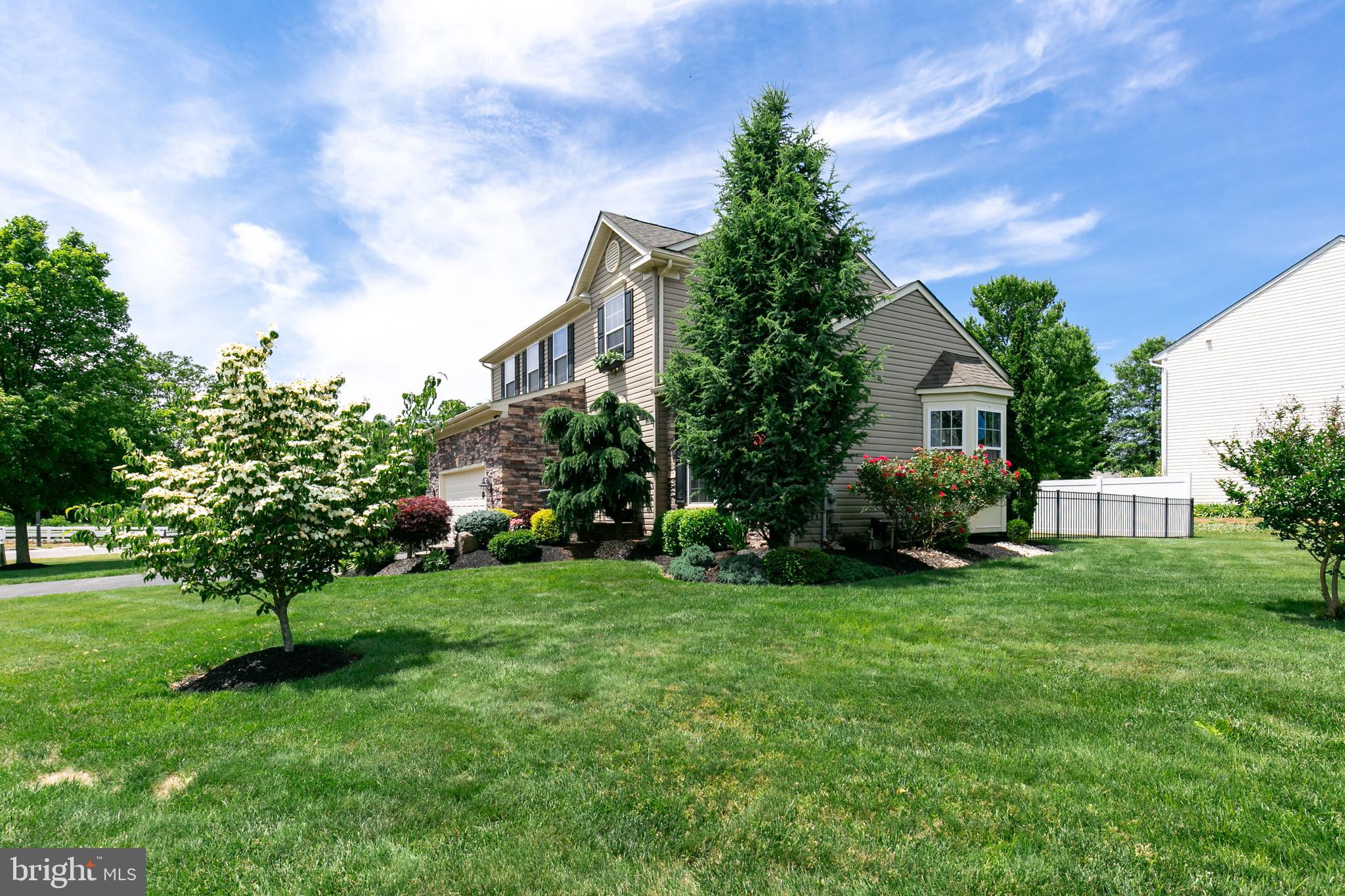25 Lardner Road Burlington, NJ 08016 - Photo 3 of 35 Gallery Image 3