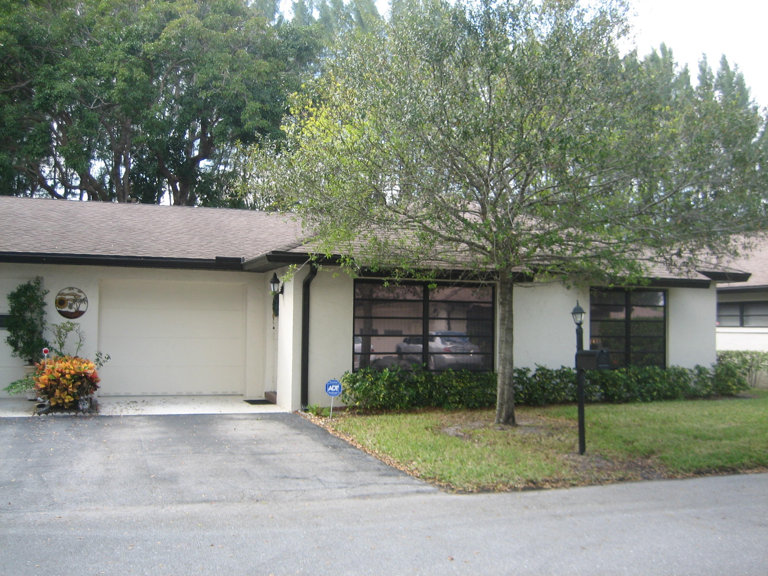 4885 Hawkwood Road, Unit B Boynton Beach, FL 33436 - Photo 1 of 8 IMG_2991