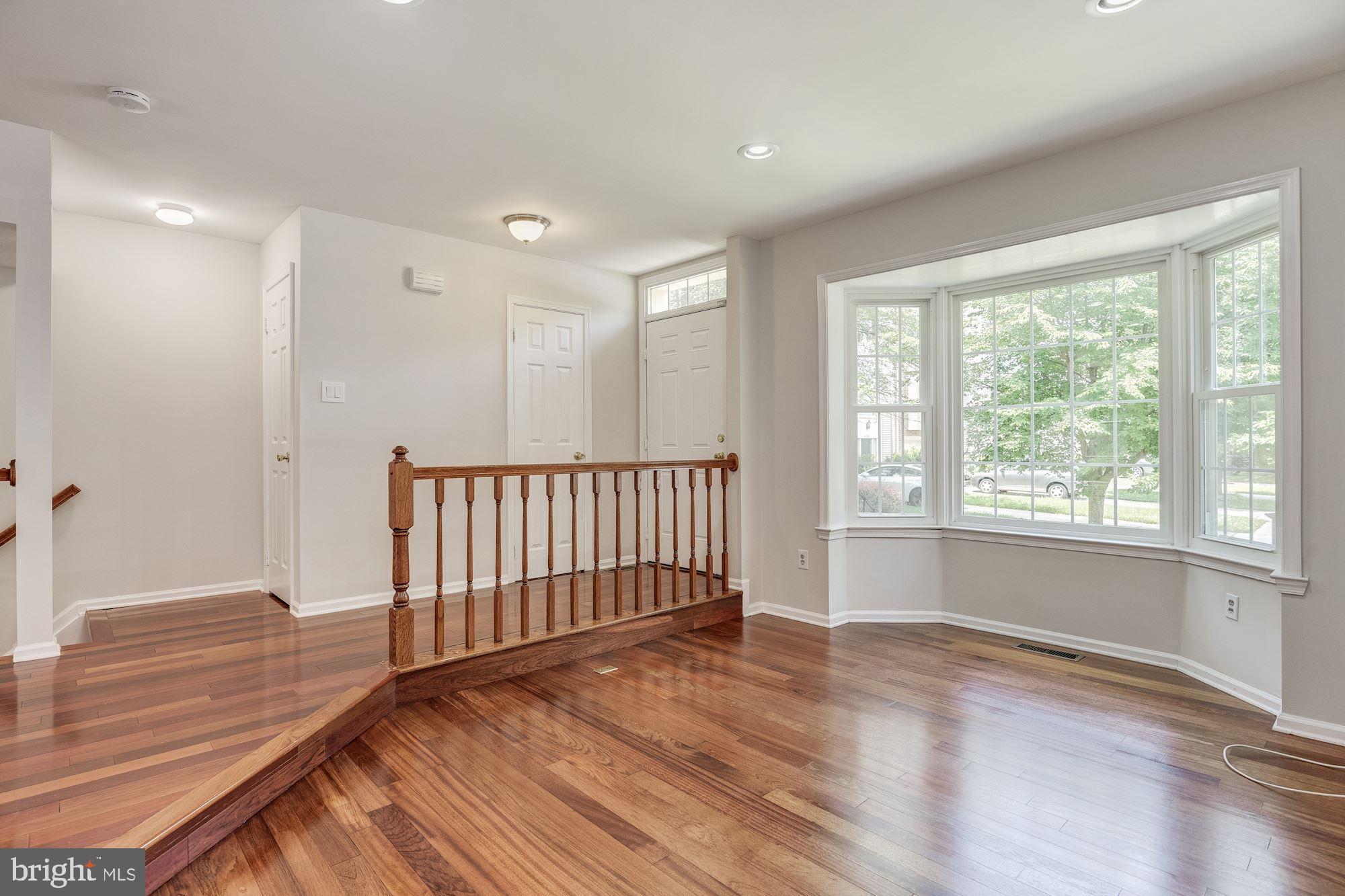 4685 Columbia Road Ellicott City, MD 21042 - Photo 3 of 32 Living room with bay window