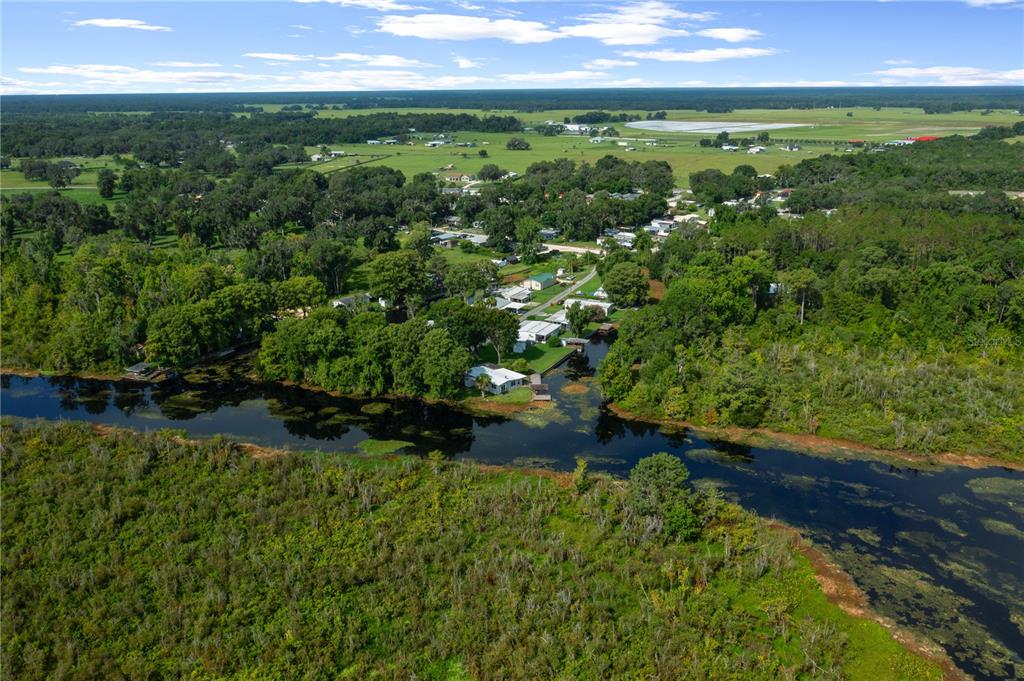 426 Northwest 5th Road Lake Panasoffkee, FL 33538 - Photo 46 of 51 a view of outdoor space and yard
