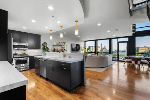 $949,900 | 311 East Erie Street, Unit 408, Milwaukee, WI 53202