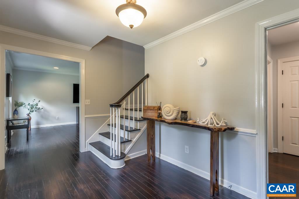 362 Squirrel Path Charlottesville, VA 22901 - Photo 11 of 50 Gallery Image 11