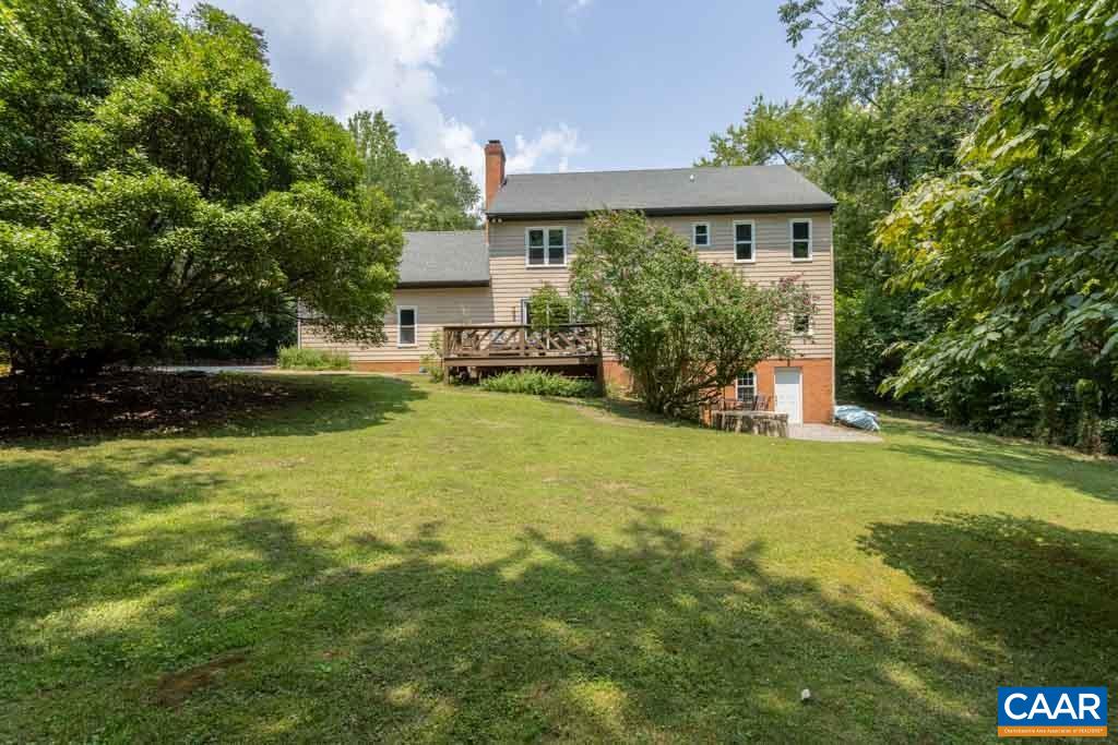 362 Squirrel Path Charlottesville, VA 22901 - Photo 7 of 50 Gallery Image 7