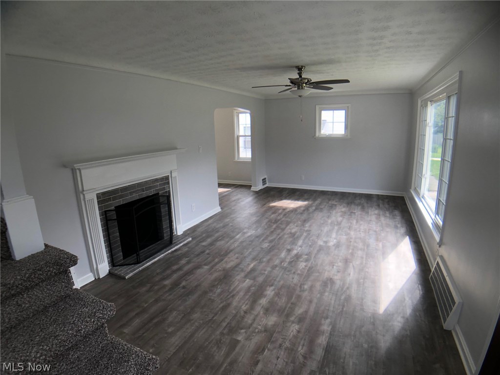 5447 Summit Road Cleveland, OH 44124 - Photo 5 of 25