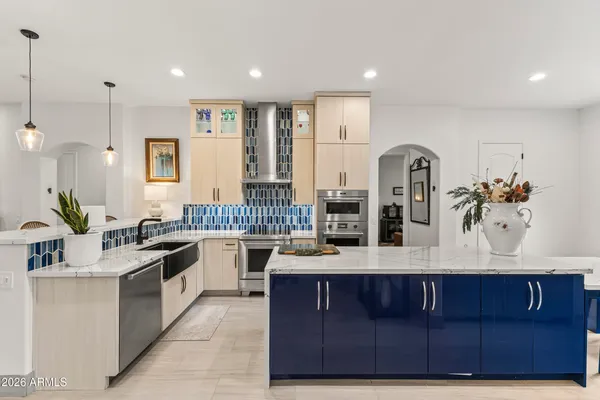 $1,199,000 | 125 East Desert Hills Drive, Phoenix, AZ 85086