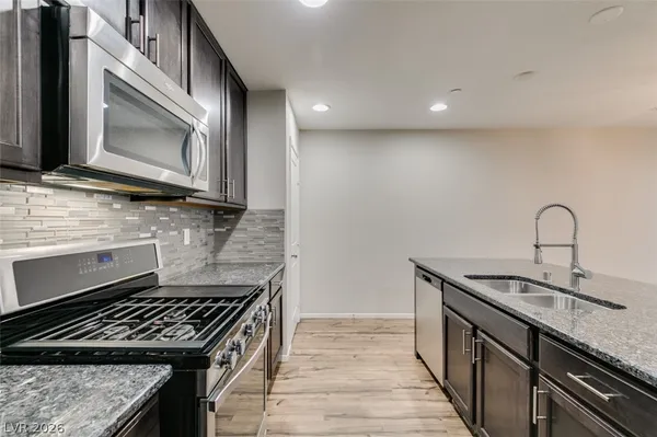 $2,200 | 3009 Camino Sereno Avenue, Henderson, NV 89044