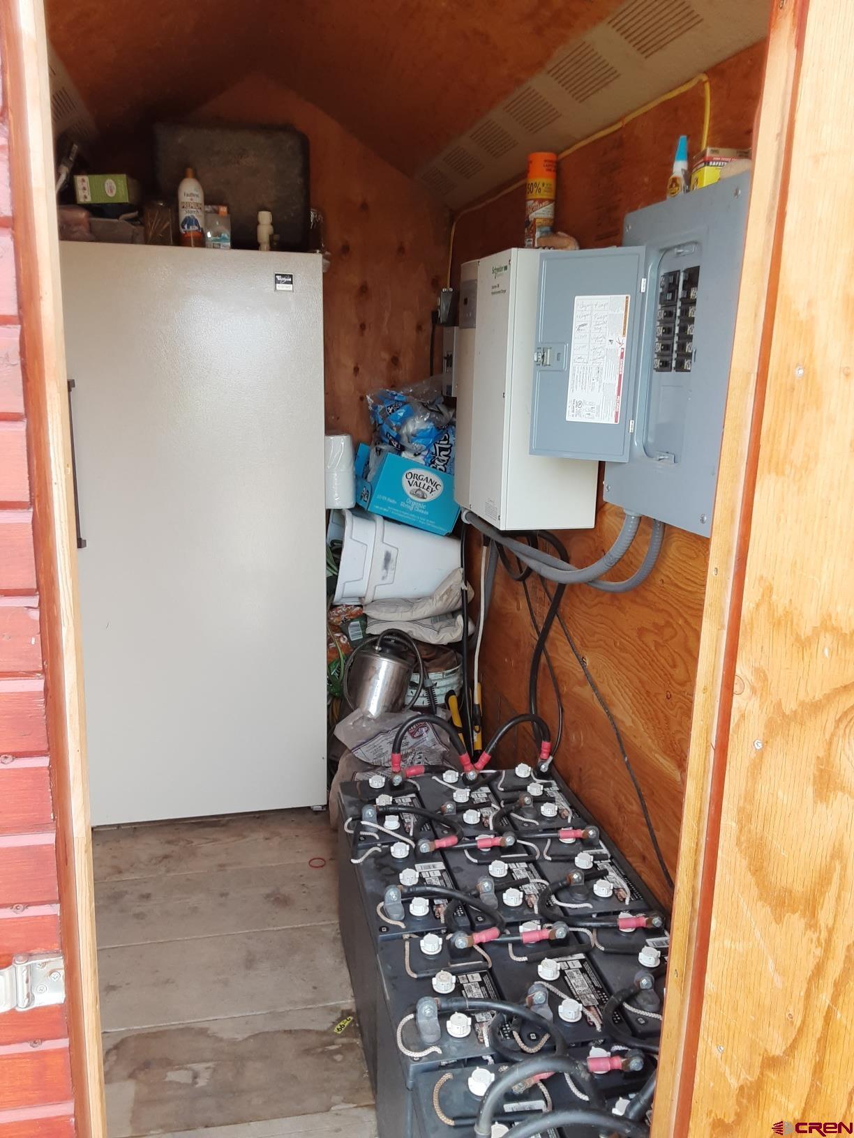 9723 Road 27.4 Dolores Co 81323 Norwood, CO 81423 - Photo 20 of 35 a bathroom with a sink toilet and shower
