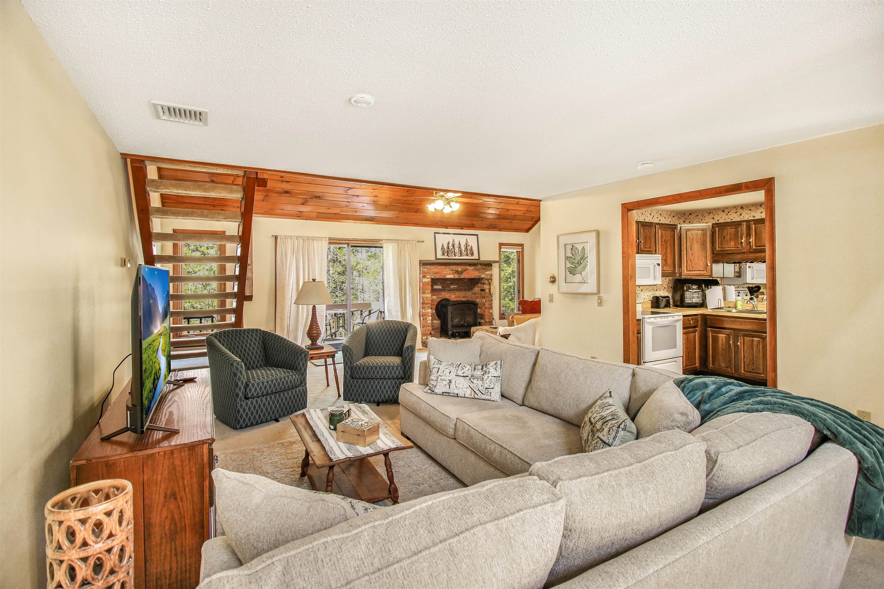 75 Stonehurst Manor Road, Unit 5B Conway, NH 03860 - Photo 1 of 30