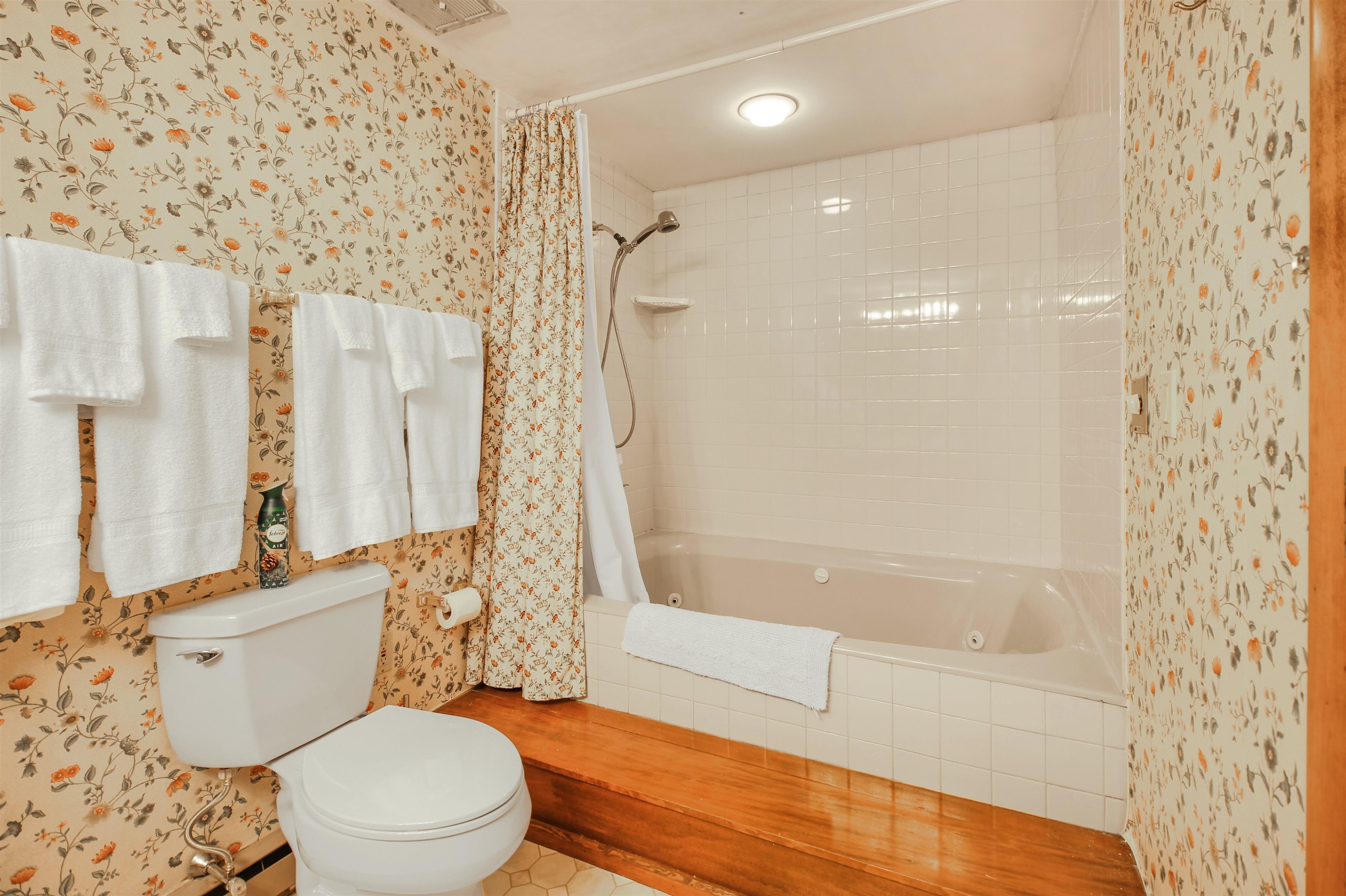 75 Stonehurst Manor Road, Unit 5B Conway, NH 03860 - Photo 15 of 30 Gallery Image 15