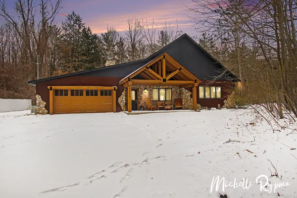 $559,900 | 3959 64th Street, Holland, MI 49423