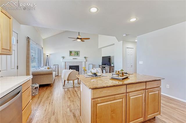 413 Talus Road Monument, CO 80132 - Photo 11 of 44
