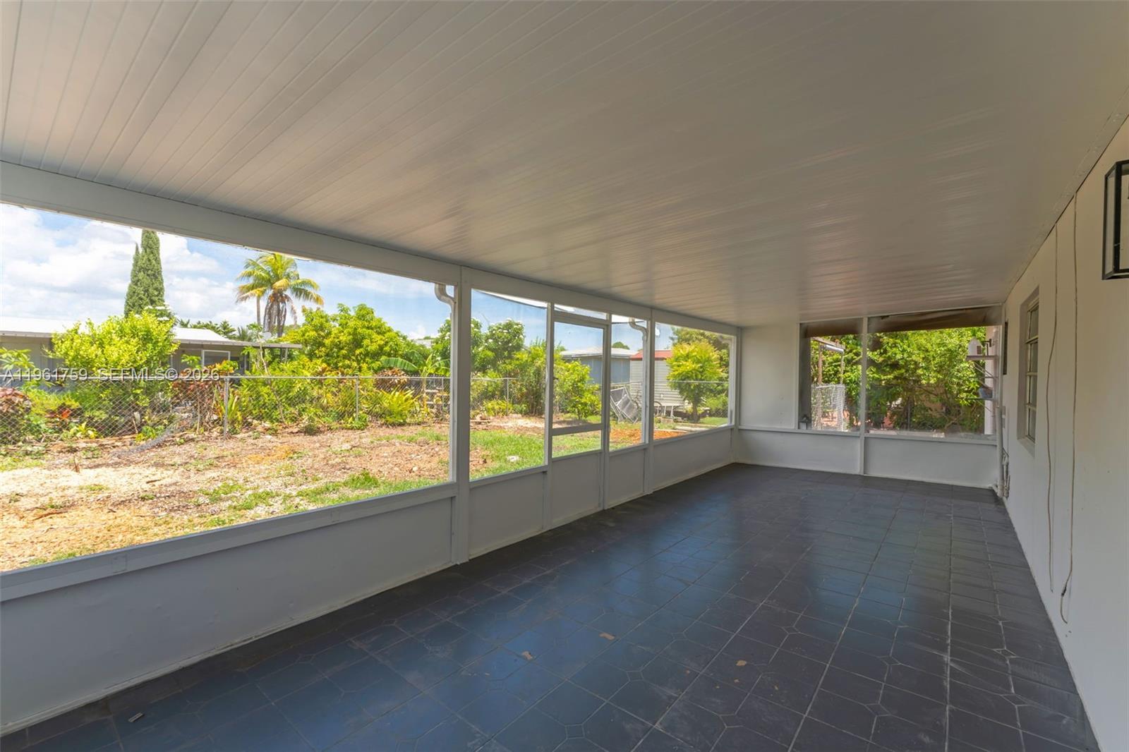 11711 Southwest 181st Terrace Miami, FL 33177 - Photo 26 of 35