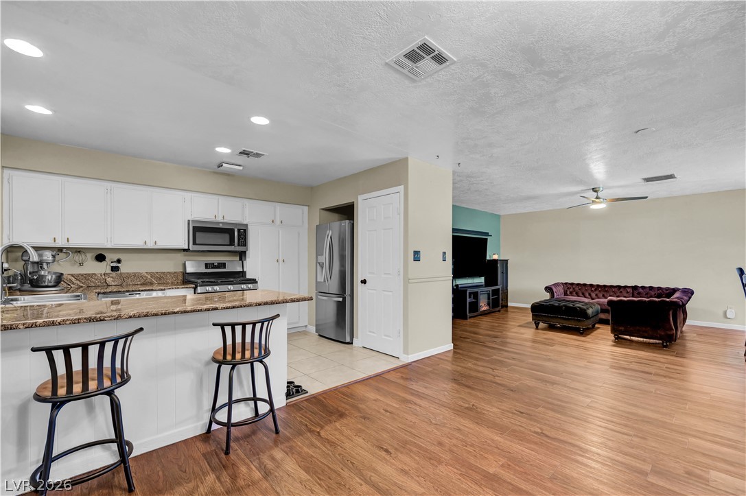 1102 Arapaho Way Boulder City, NV 89005 - Photo 11 of 50