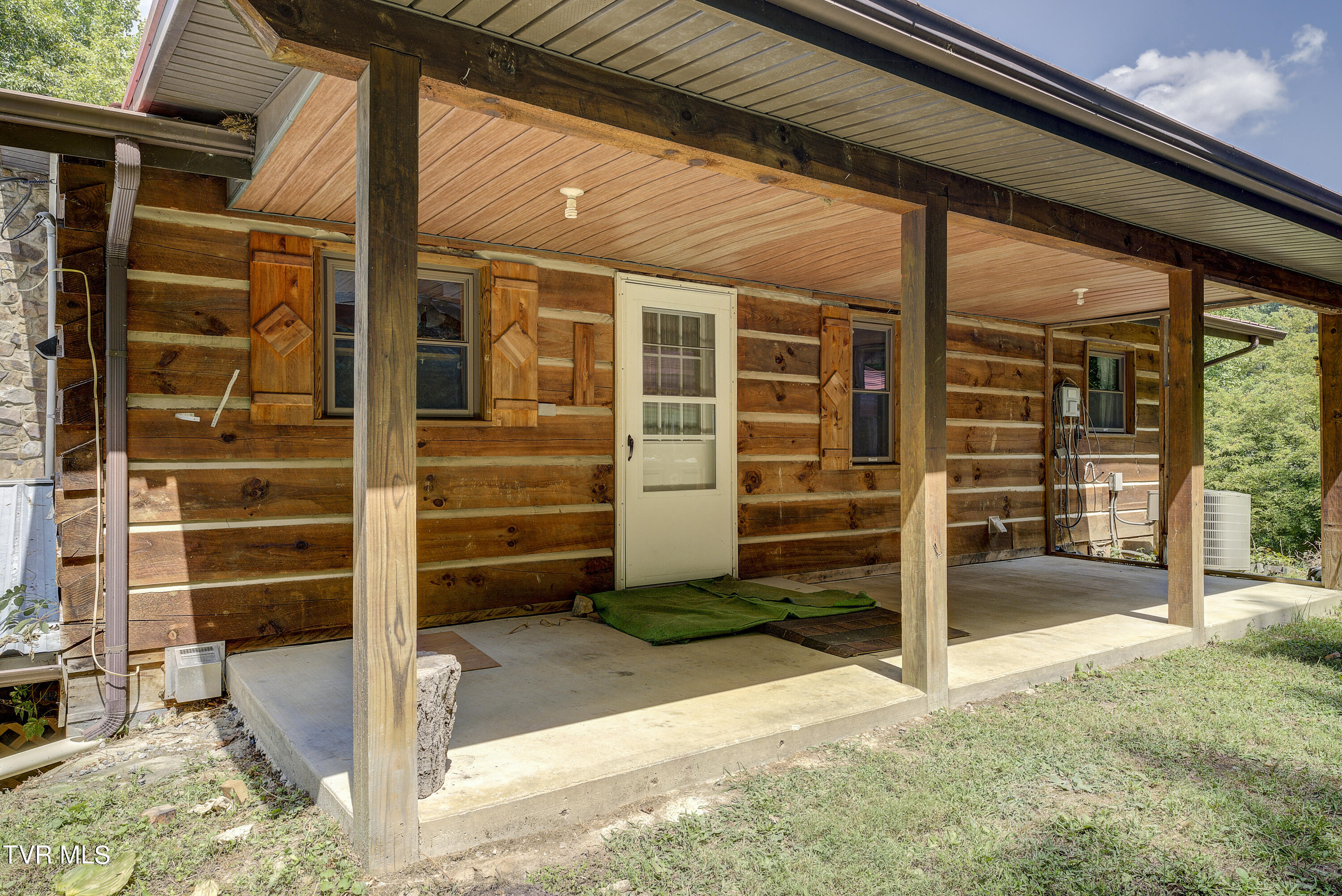 288 Roaring Creek Road Chuckey, TN 37641 - Photo 3 of 47 roaring-37