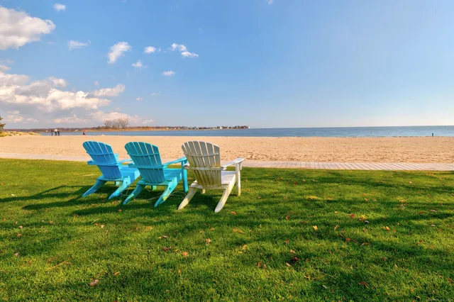 $925,000 | 285 Old Whitfield Street, Guilford, CT 06437