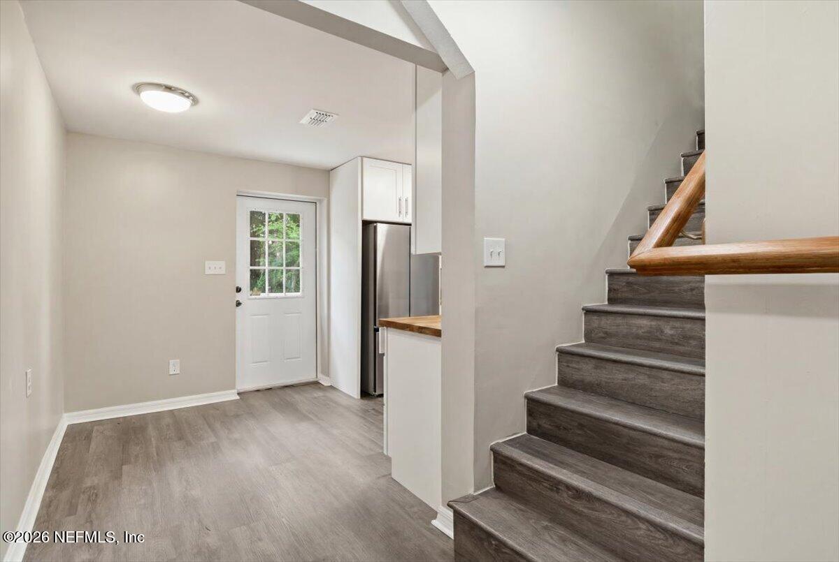 4135 Hudnall Road Jacksonville, FL 32207 - Photo 20 of 33 21-460A2352_reedit_f24e719a