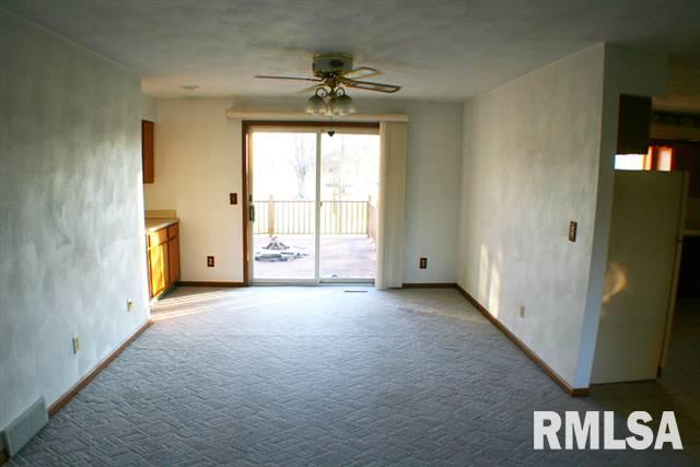 2833 Pritchards Road De Witt, IA 52742 - Photo 4 of 10 Gallery Image 4