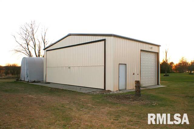 2833 Pritchards Road De Witt, IA 52742 - Photo 8 of 10 Gallery Image 8