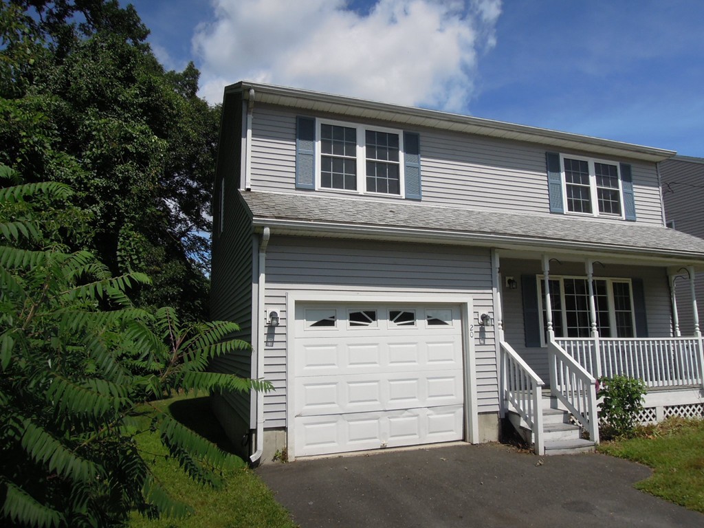 20 Paramount Street Springfield, MA 01104 - Photo 3 of 25 Gallery Image 3
