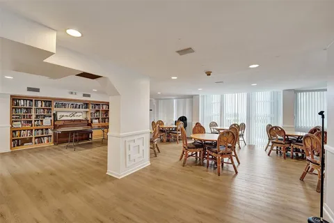 $385,000 | 1900 South Ocean Drive, Unit 301, Fort Lauderdale, FL 33316