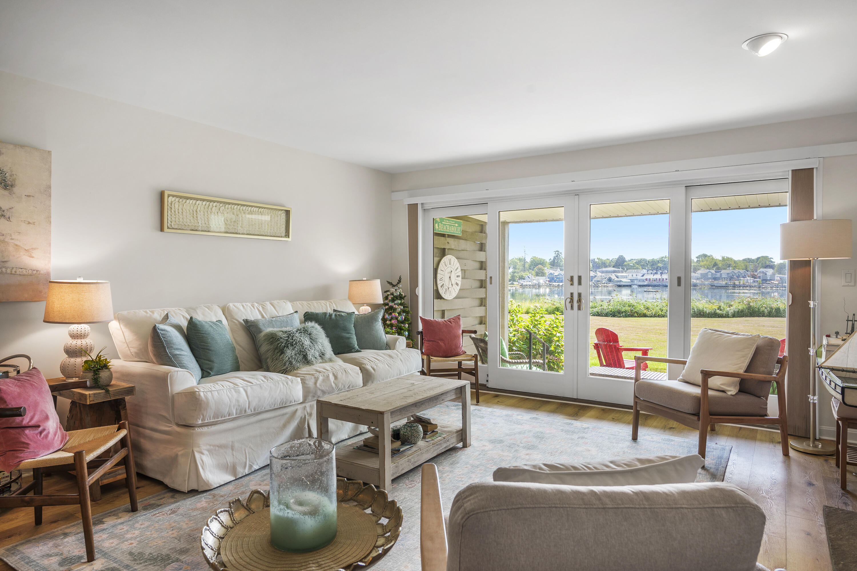 19 Port View Lane, Unit 19 Kennebunk, ME 04043 - Photo 11 of 26 121_19 Port View Ln_Morneau Studios_Prin