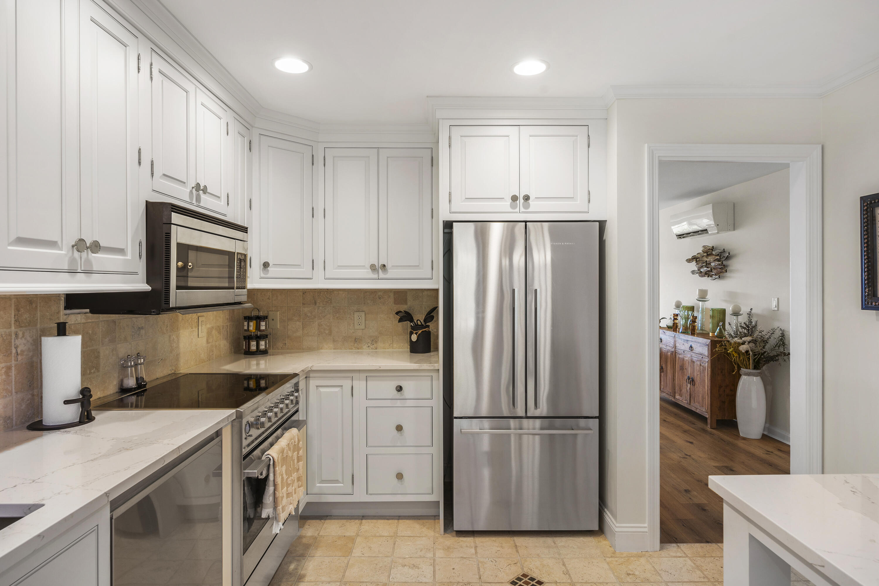 19 Port View Lane, Unit 19 Kennebunk, ME 04043 - Photo 9 of 26 127_19 Port View Ln_Morneau Studios_Prin