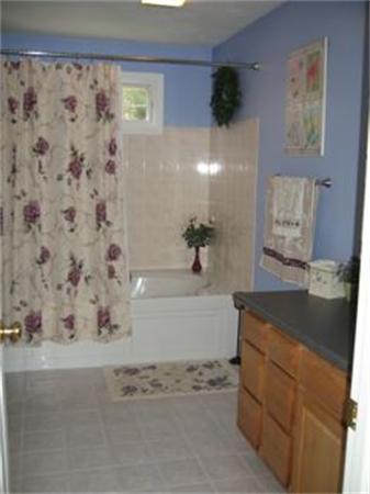78 H Foote Road Charlton, MA 01507 - Photo 3 of 13