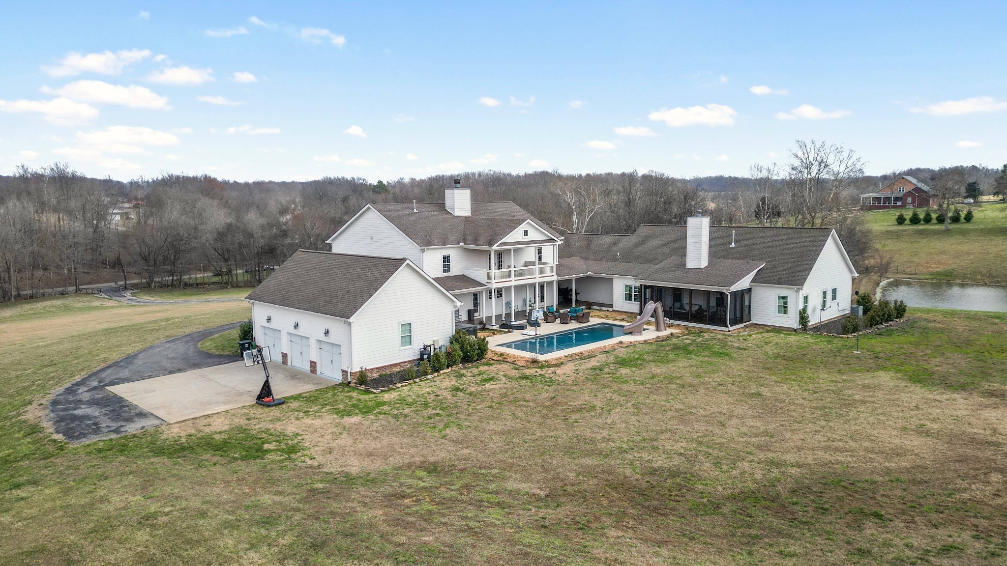 1103 Rogues Fork Road Bethpage, TN 37022 - Photo 1 of 100
