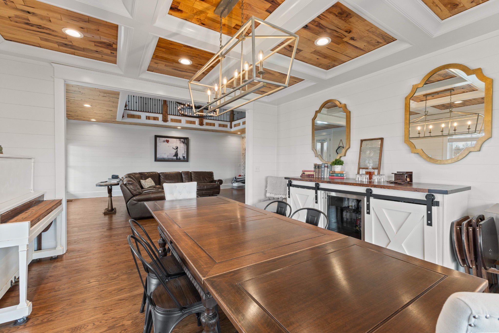 1103 Rogues Fork Road Bethpage, TN 37022 - Photo 42 of 100 a view of a dining room with furniture and wooden floor